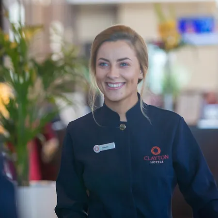 Clayton Burlington Road מלון