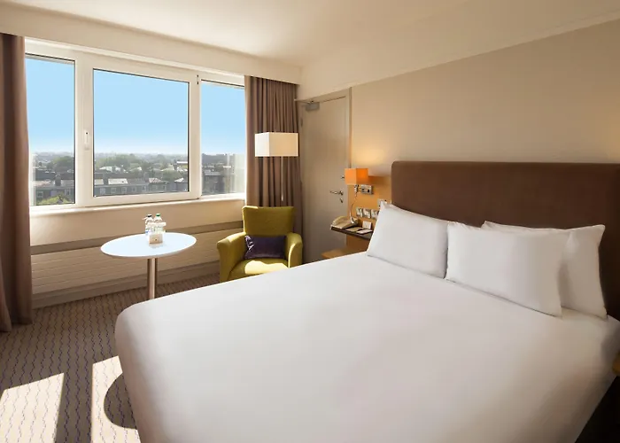 Hotel Clayton Burlington Road 4*