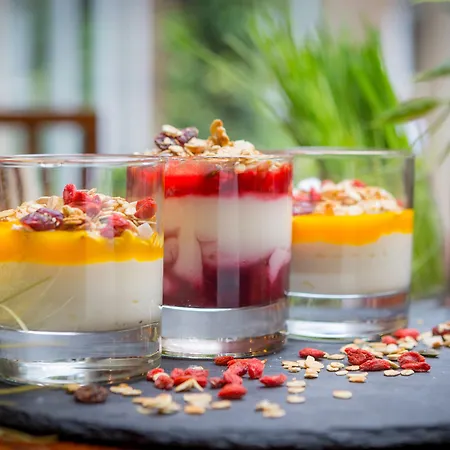 Hotel Clayton Burlington Road 4*