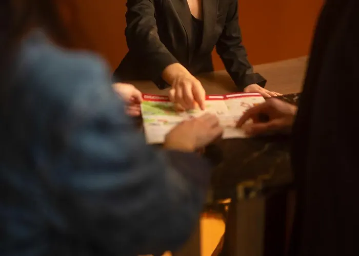 클레이턴 벌링턴 로드 호텔 4*