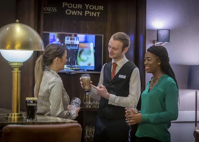 Clayton Burlington Road Hotel 4*