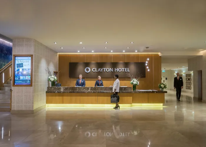 Clayton Burlington Road Hotel 4*